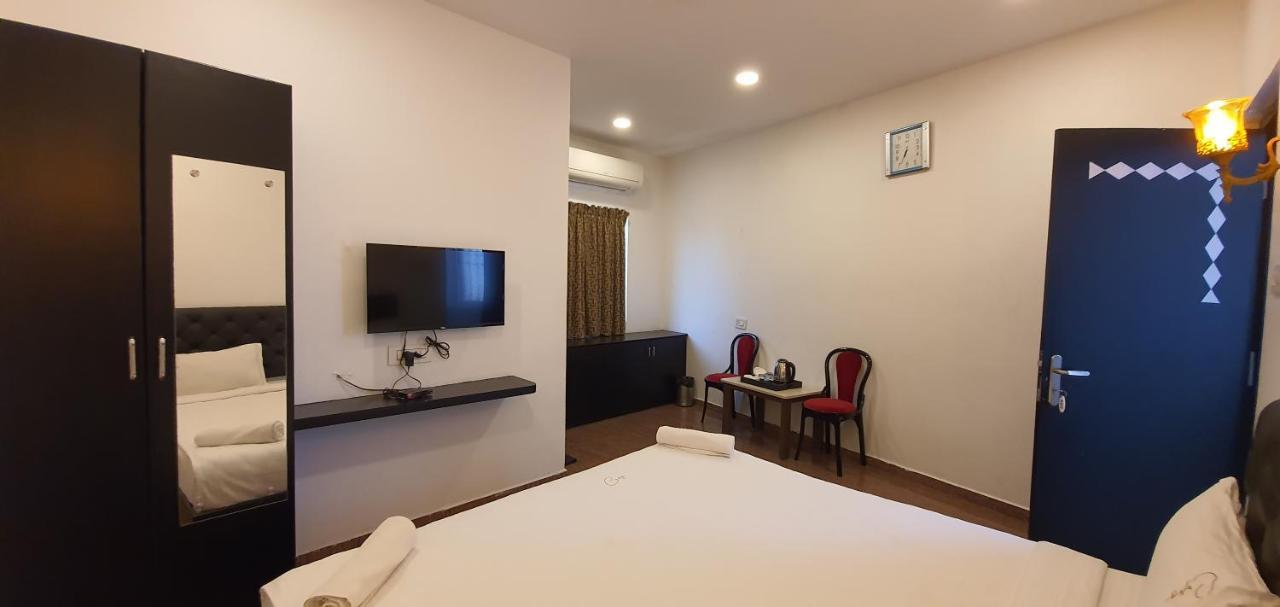 Cosy Chambre ปอนดิเชอรี ภายนอก รูปภาพ